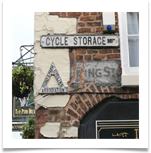 Chester Street Signs 12-06-2013 - Helen Kulczycki